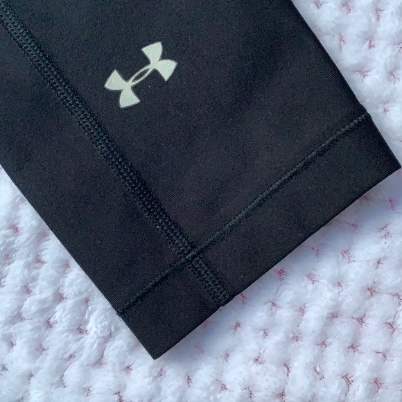 Capris under armour leggings size 4 - Picture 2 of 3